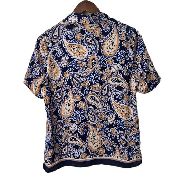 DR2 Button Up Short Sleeve Blue Paisley Blouse Top - Picture 2 of 6